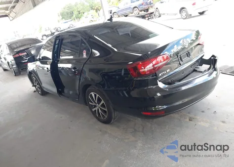 2016 Volkswagen Jetta 1.4T Se z USA, uszkodzony, nr VIN 3VWB67AJ8GM320422